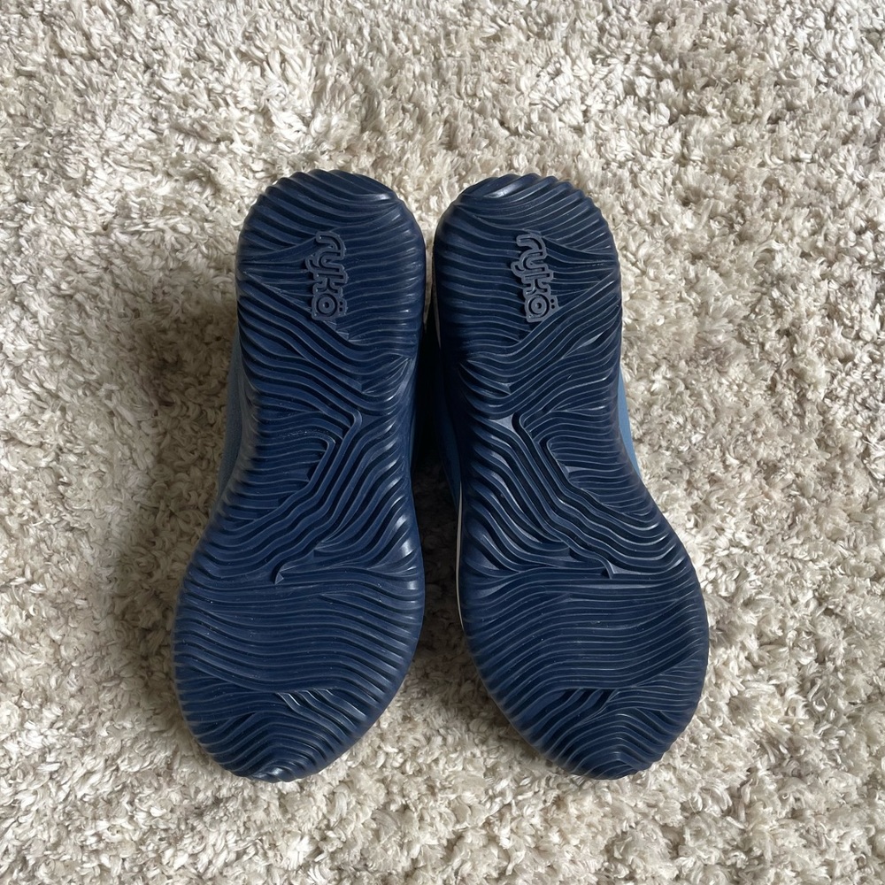 Rykä Women’s Sneakers - Picture 4 of 6